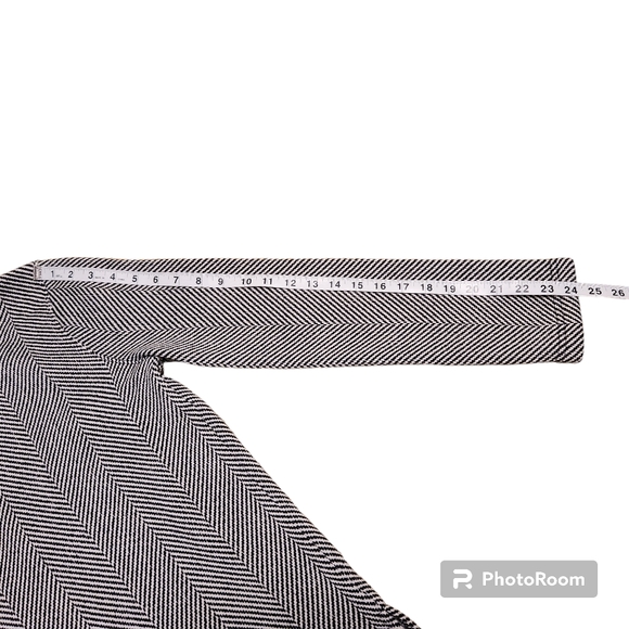 NWT J. Crew Herringbone Pullover Funnelneck Sweatshirt Fleece Lining Sz Small - Picture 8 of 13